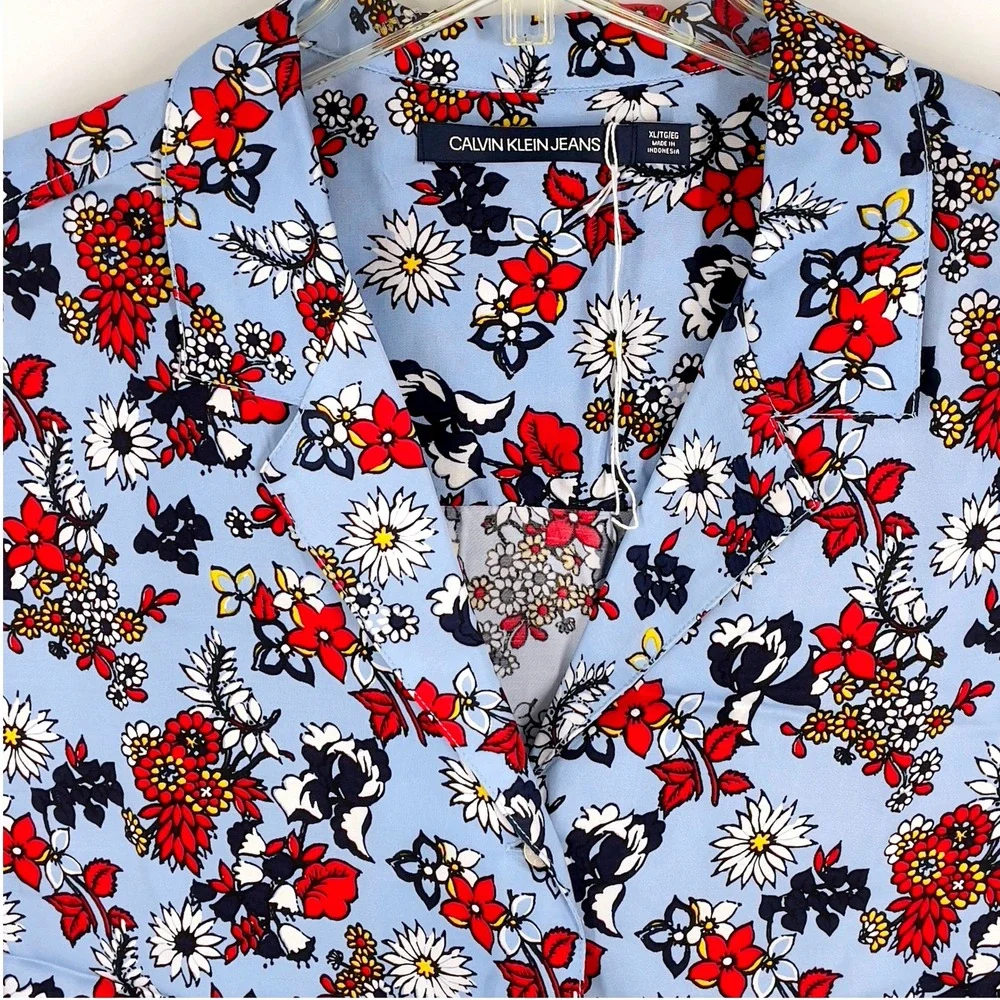 Calvin‎ Klein Jeans Womens Floral Blue Red Shirt Button Down Short Sleeve XL